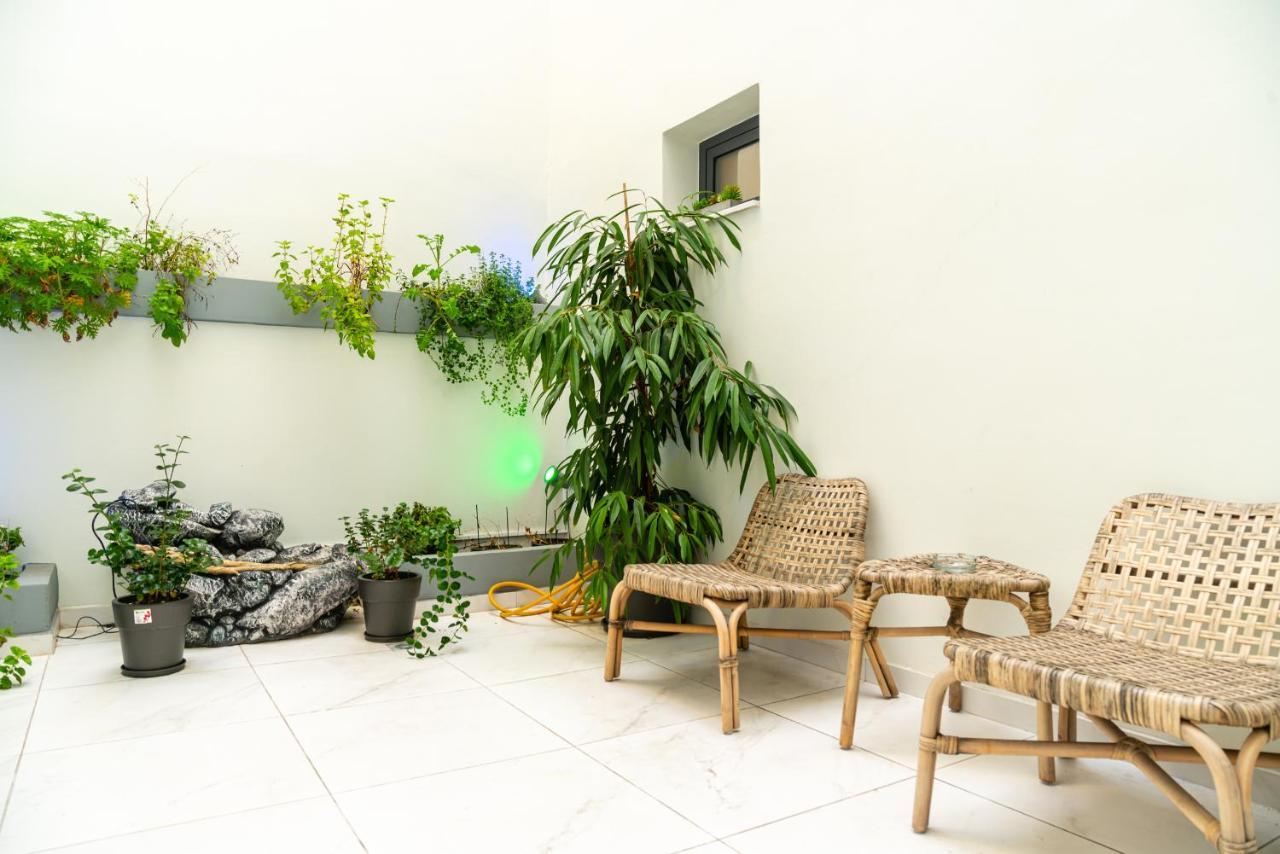 Acropolis Plaza Smart Suites Ateny Zewnętrze zdjęcie